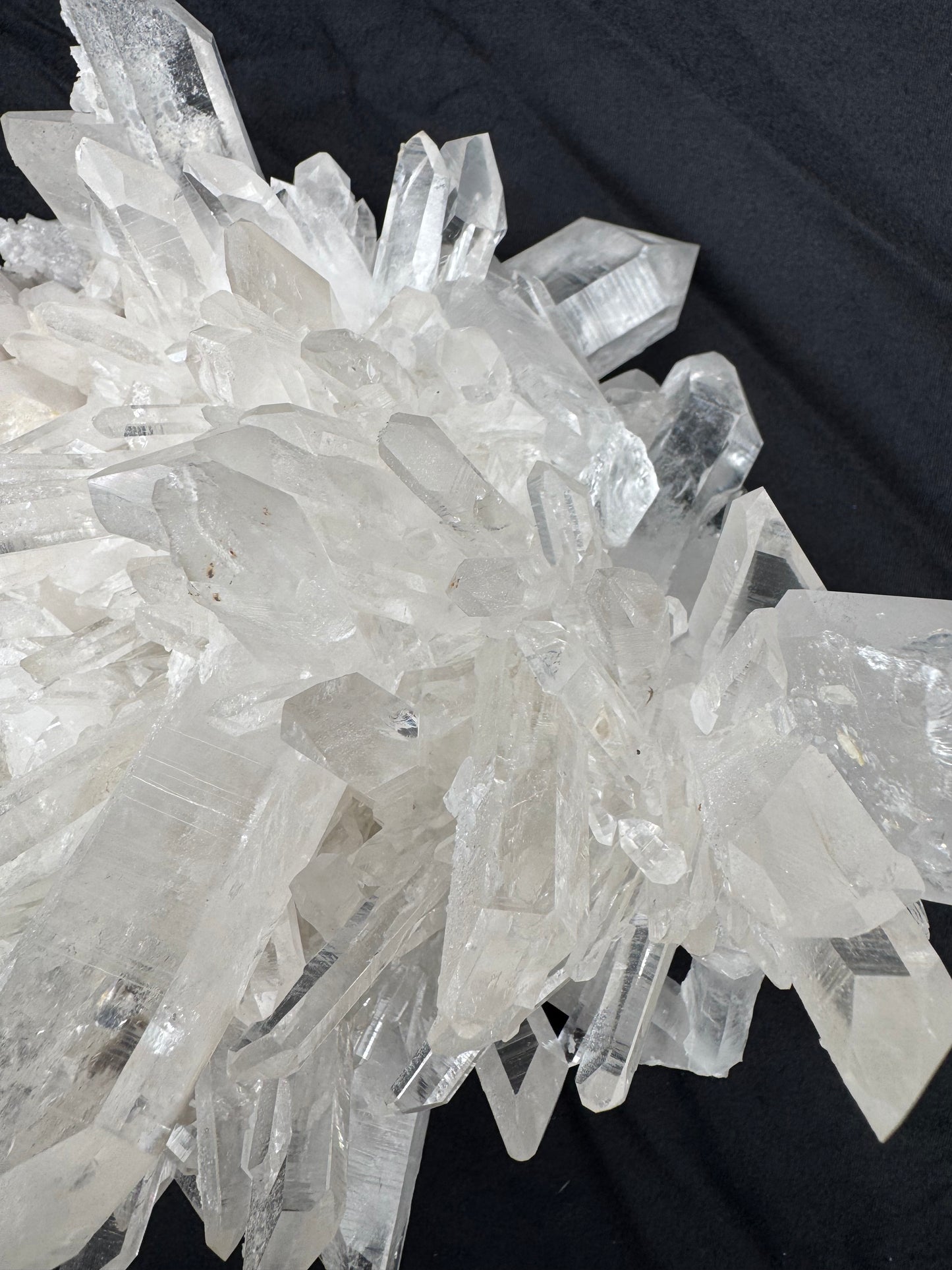 Large High Grade Cluster 5.95lbs