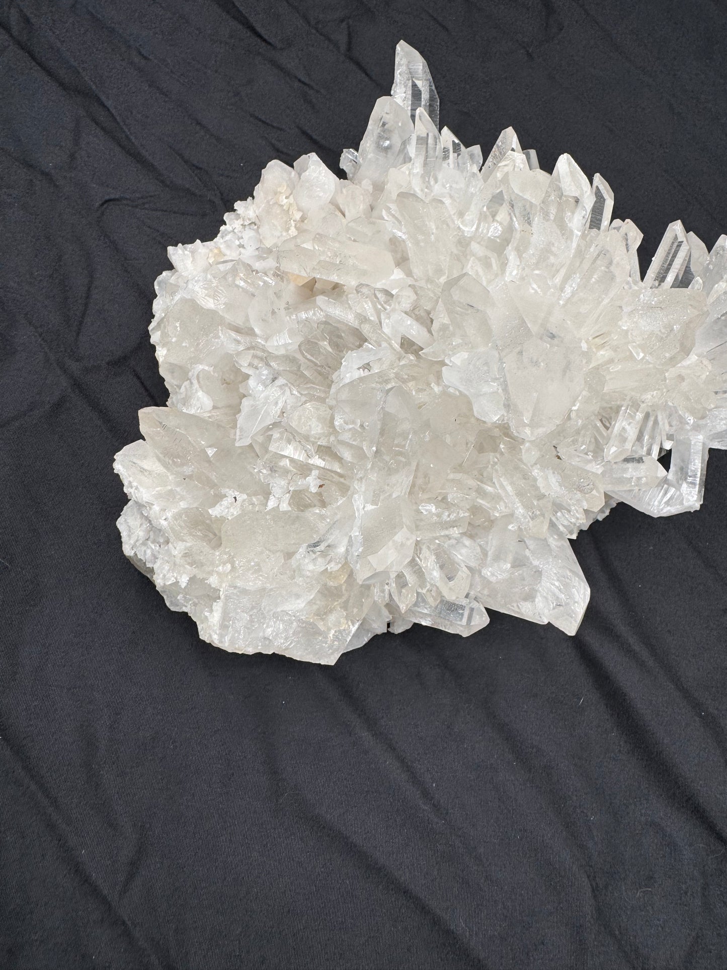 Large High Grade Cluster 5.95lbs